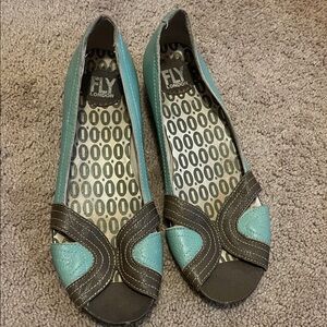Fly London Women's Teal and Dark Brown Flats